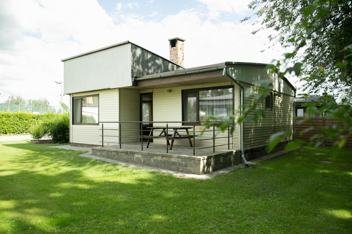 Camping Oaza Blonie Kornik Domki Standard - 3 Pokoje Exterior foto