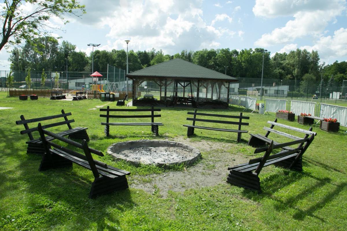 Camping Oaza Blonie Kornik Domki Standard - 3 Pokoje Exterior foto