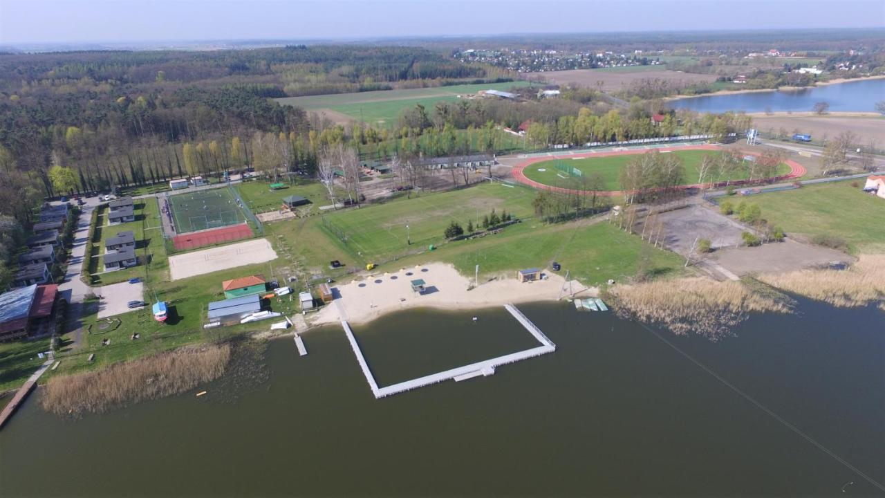 Camping Oaza Blonie Kornik Domki Standard - 3 Pokoje Exterior foto