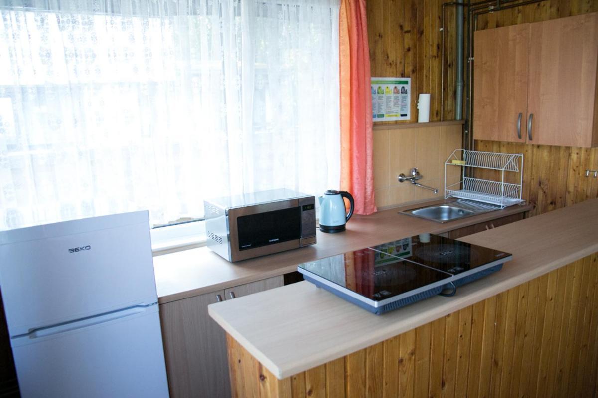 Camping Oaza Blonie Kornik Domki Standard - 3 Pokoje Exterior foto