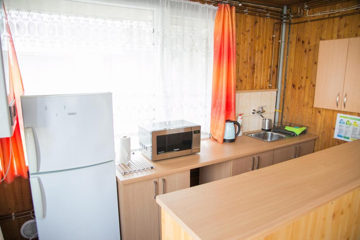 Camping Oaza Blonie Kornik Domki Standard - 3 Pokoje Exterior foto